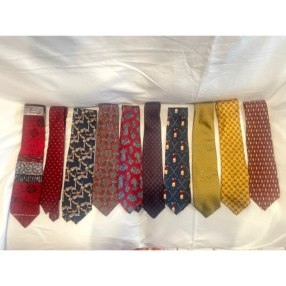 Lot of 10 Men Silk Neck Tie Assorted Colors and Patterns - Vintage